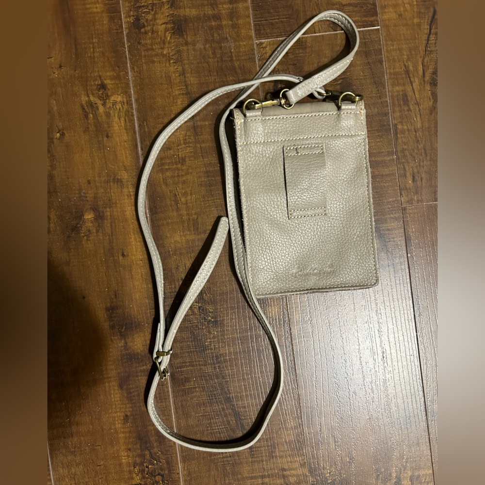 Montana West Tooled leather mini crossbody / belt bag - Picture 8 of 10